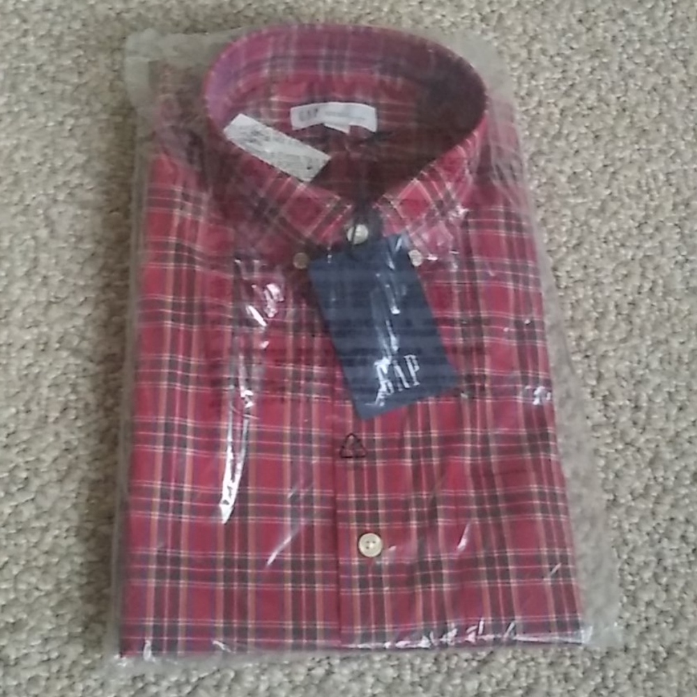 GAP Button Down